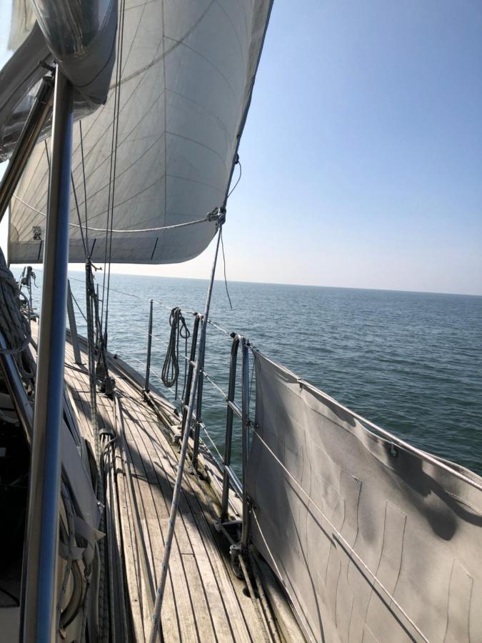 מדמבליק Stay Only Or Sailaway With Friends And Family Have More Fun מראה חיצוני תמונה